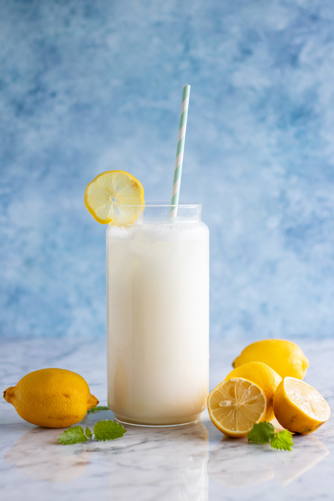 Krämig lemonad creamy lemonade (Viralt TikTokrecept) Camilla Hamid